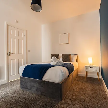Apartment Legion House Four *