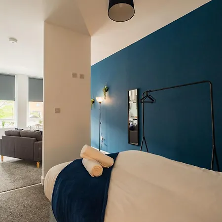 Legion House Four مدليسبره